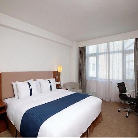 Holiday Inn Express Tianjin Binhai Esterno foto
