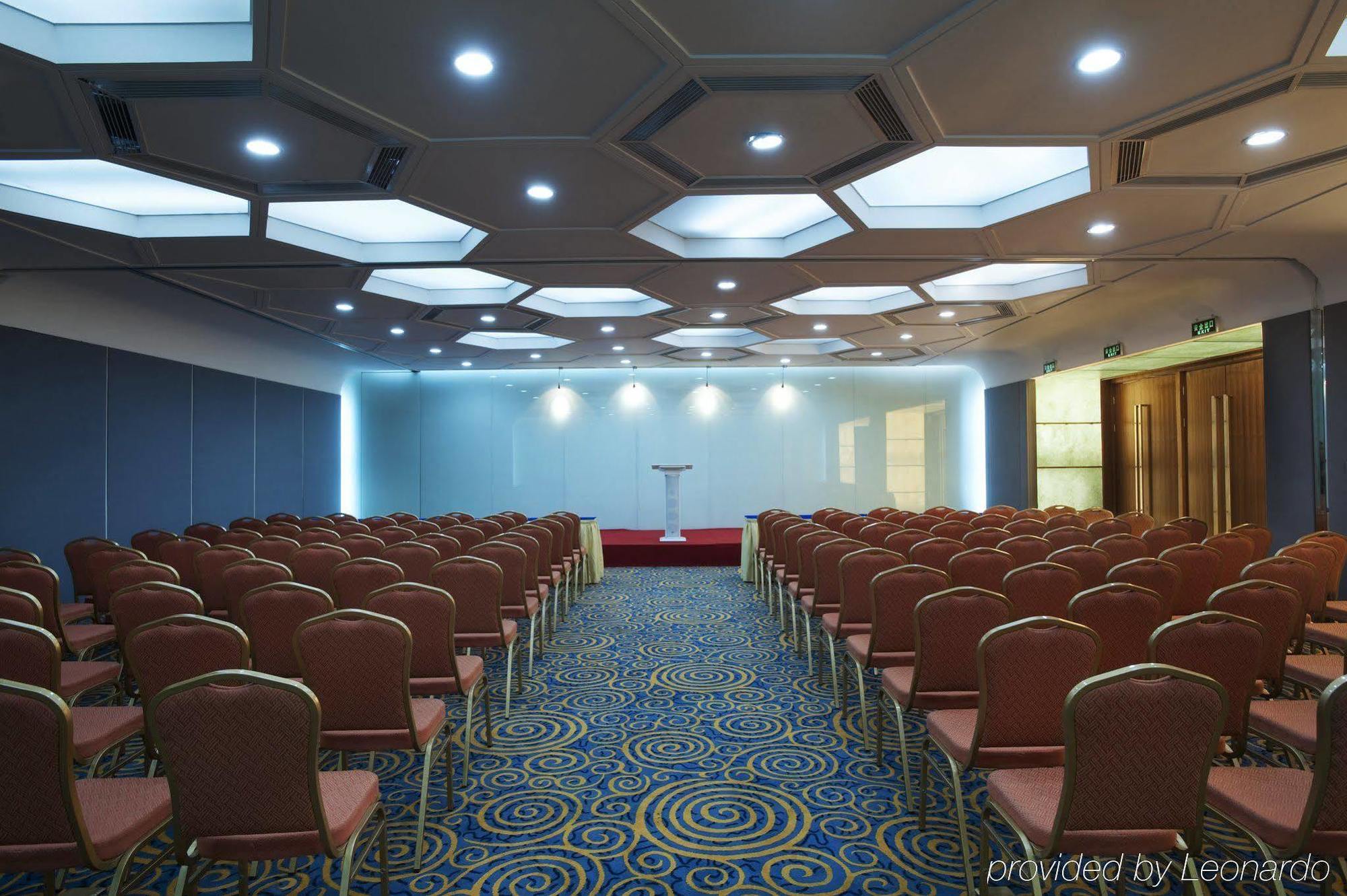 Holiday Inn Express Tianjin Binhai Servizi foto